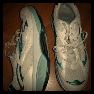 Aviation Avi-motion gym shoes